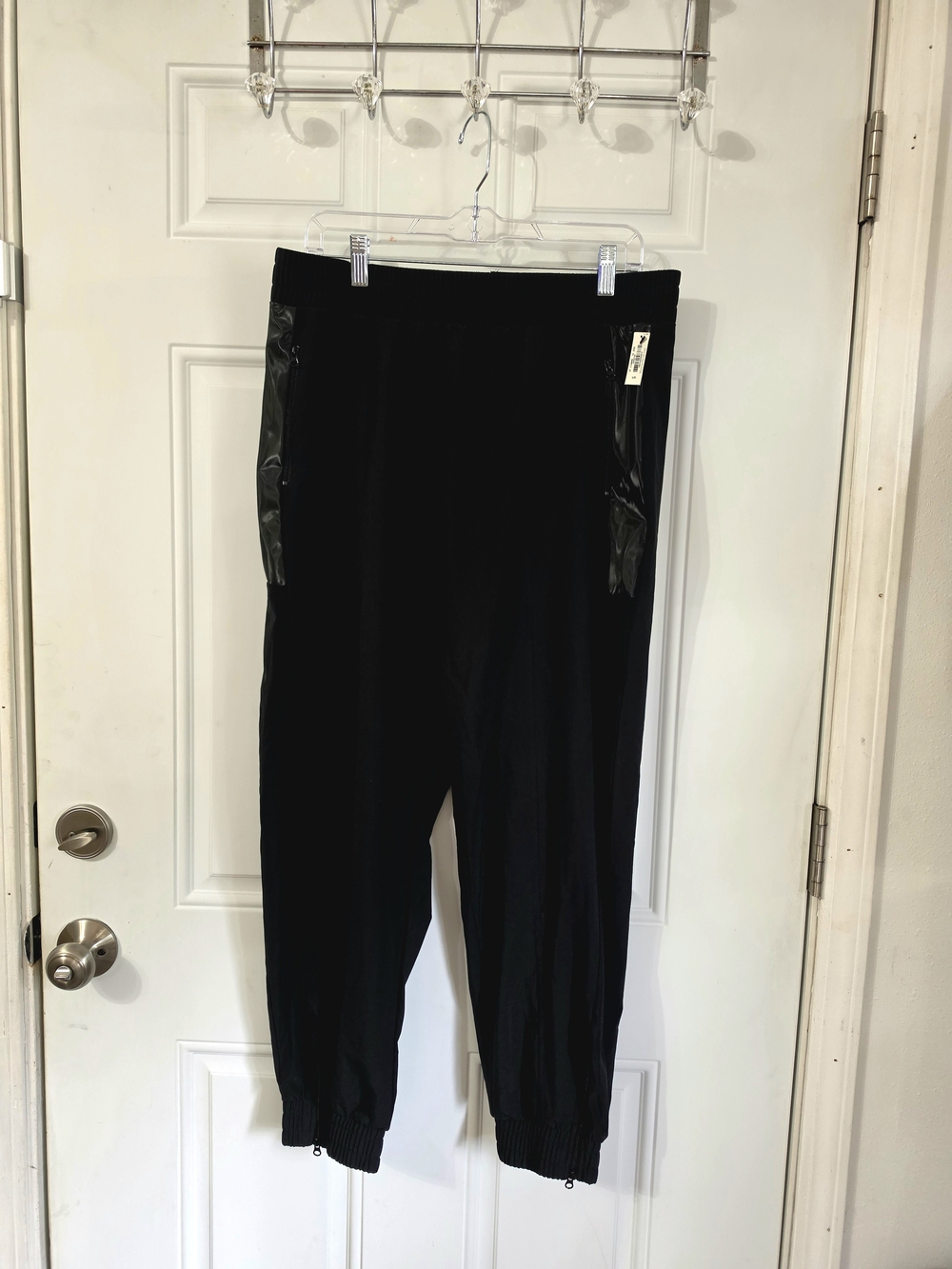 Victoria’s Secret Sport Black Jogger Pants L NWT Ankle Zip Faux Leather